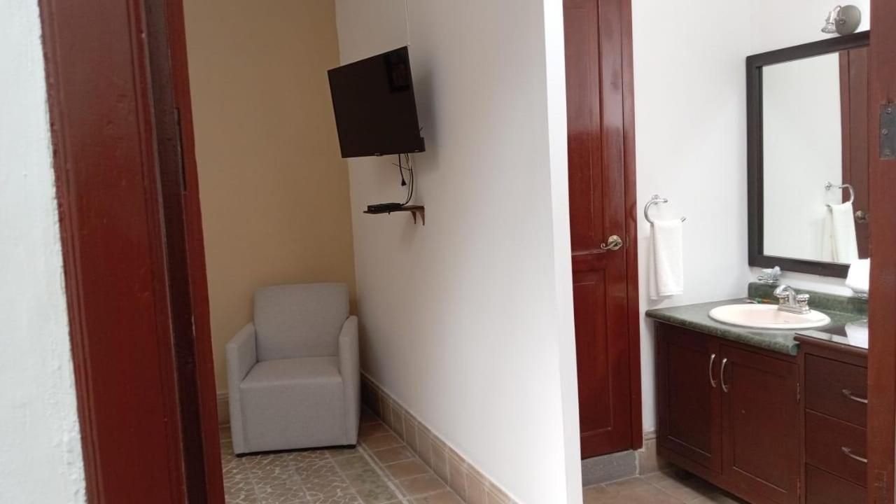 Hotel Marmoy 乔卢拉 外观 照片